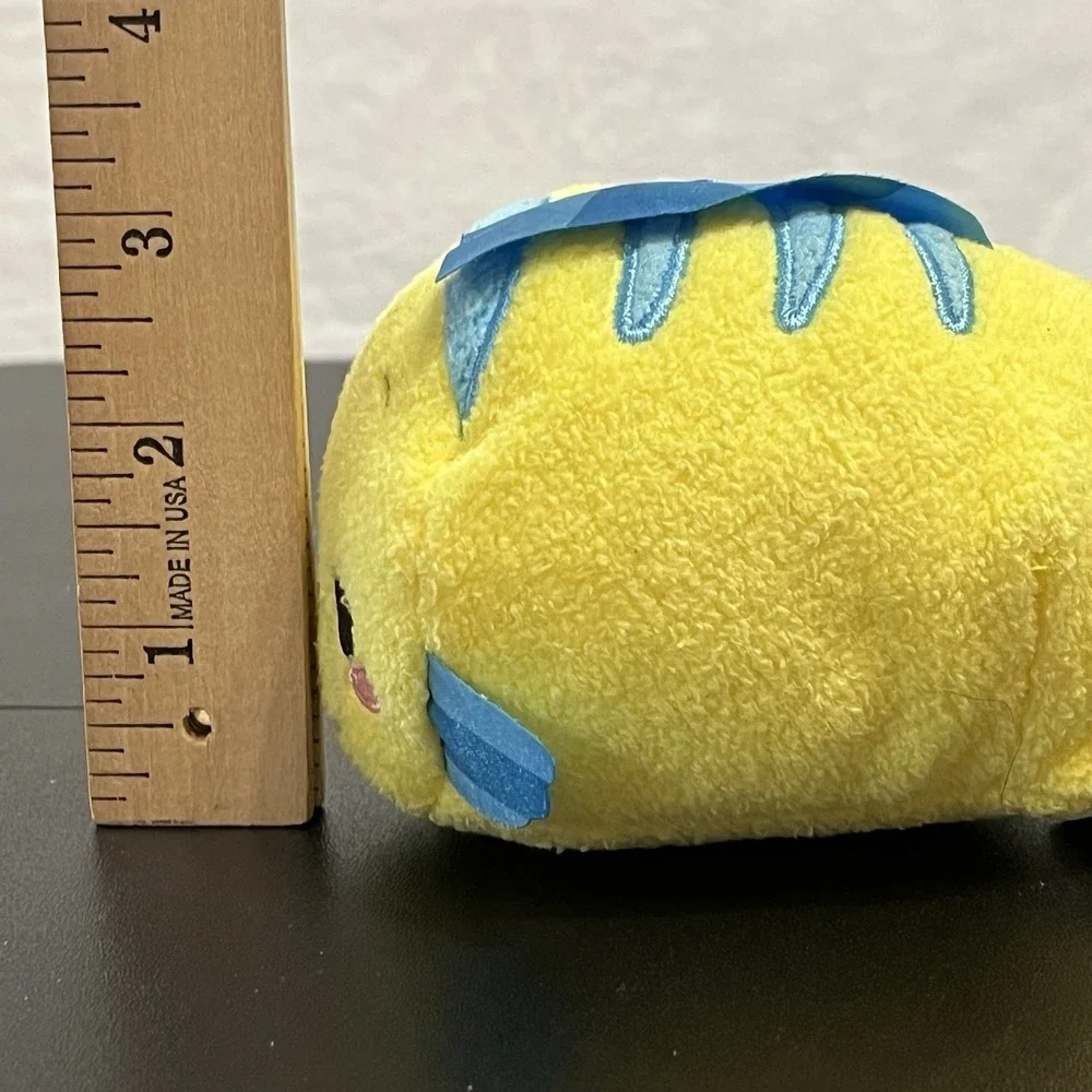 Disney Tsum Tsum FLOUNDER Mini Plush 4